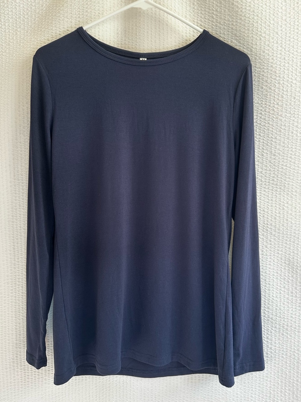 Huukey Women’s Navy Blue Casual Long Sleeve Crewneck Top Size: Medium NWT
